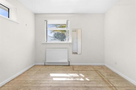 bedroom two #3.jpg