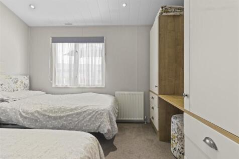 bedroom two #2.jpg