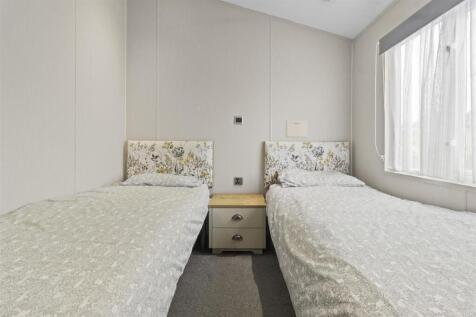 bedroom two #3.jpg