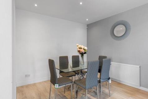 Rear Reception/Extension