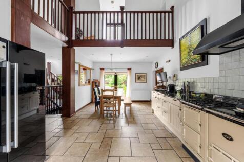 Kitchen-Breakfast Room