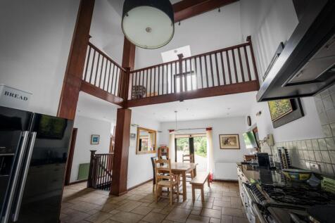 Kitchen-Breakfast Room