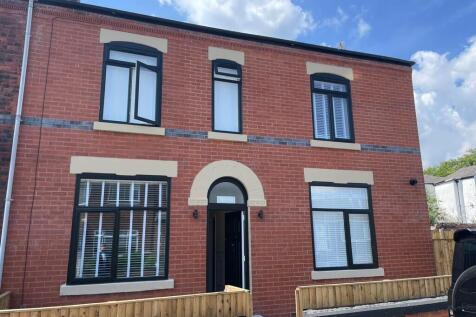 64 Arthur St exte...