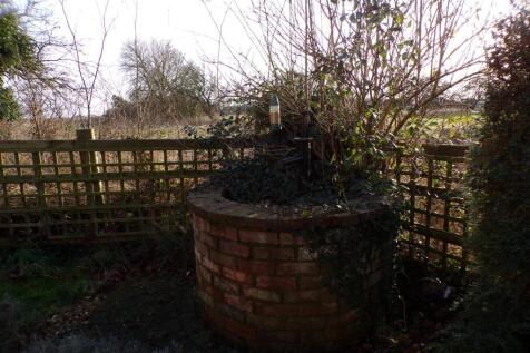Front &amp; Side Gardens