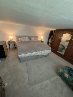 bedroom 3.jpg