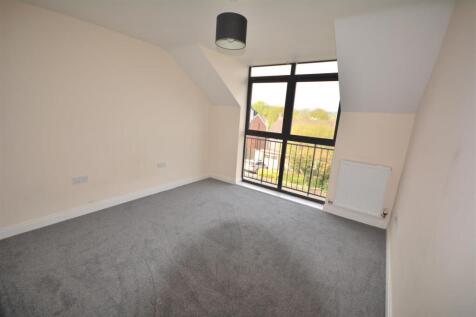 Bedroom 1.JPG
