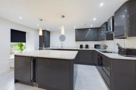 Kitchen/ dining room