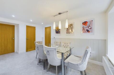 Kitchen/ dining room
