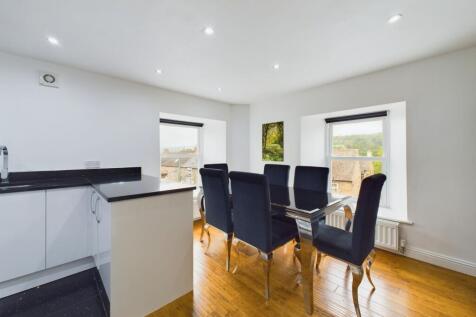 Kitchen/ dining room