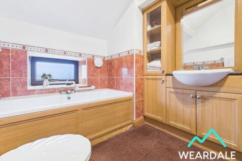 First Floor Bathroom