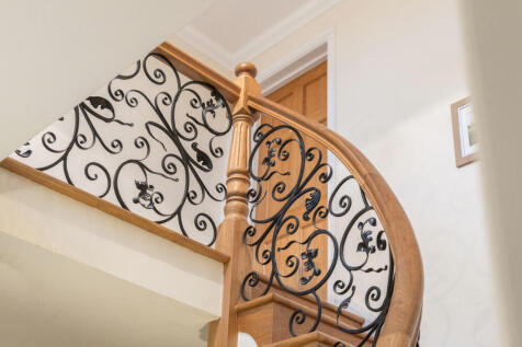 -68f22143b261b-l-1369249-20-68f12b59f1058