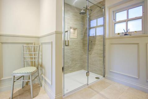 Annexe Shower Room