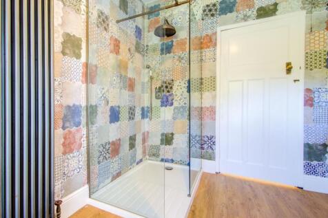 Walk-in Shower