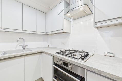 CAM04693G0-PR0049...