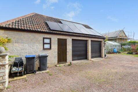 Double Garage &amp; Garden Store