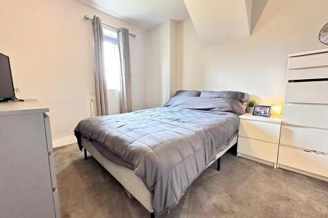 Ground floor bedroom