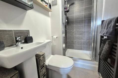 En-suite shower room