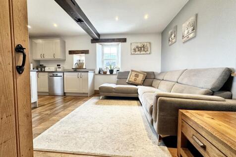 Family Dining Kitchen