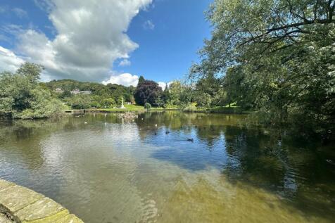 Grange duck pond