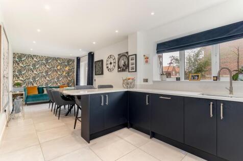 Dining Kitchen - A.jpg