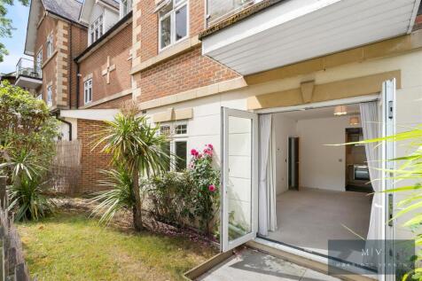 Flat 4 Eva Court MV-13.jpg