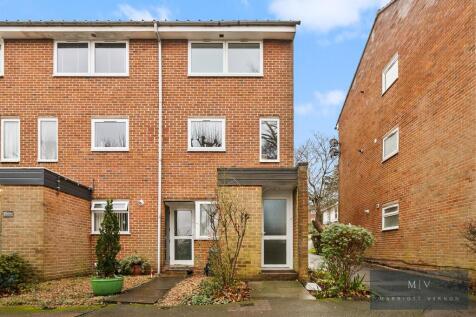 St. Arvans Close 9 MV-2.jpg