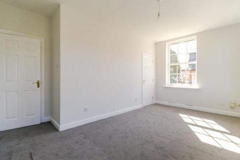 Flat 1 James Lee Square-10.jpg