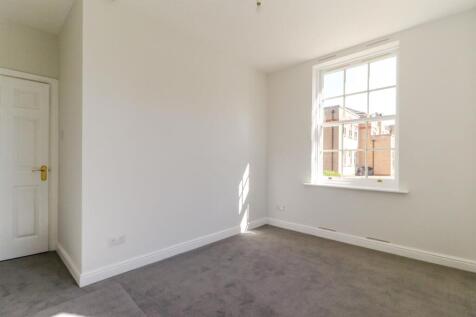 Flat 1 James Lee Square-14.jpg