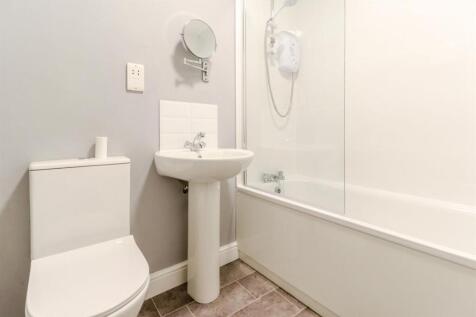 Flat 1 James Lee Square-19.jpg