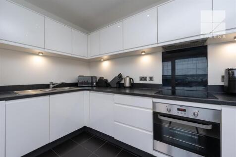 Flat 51 Furrow House_0008.jpg