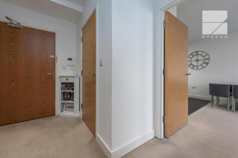 Flat 51 Furrow House_0014.jpg