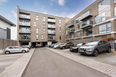 Flat 51 Furrow House_0028.jpg
