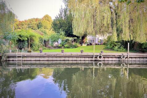 View of 8 Temple Mill