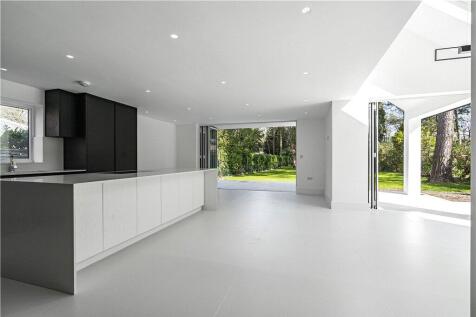 Reception/Kitchen