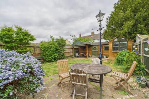 CAM02773G0-PR0299-STILL005-thumbnail-h750-70