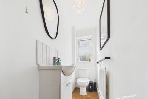 CAM02773G0-PR0344-STILL007