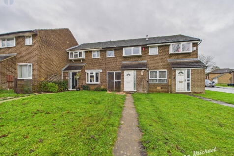 CAM02773G0-PR0381-STILL011