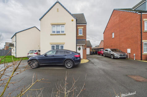 CAM02773G0-PR0382-STILL022