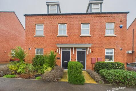 CAM02773G0-PR0384-STILL030