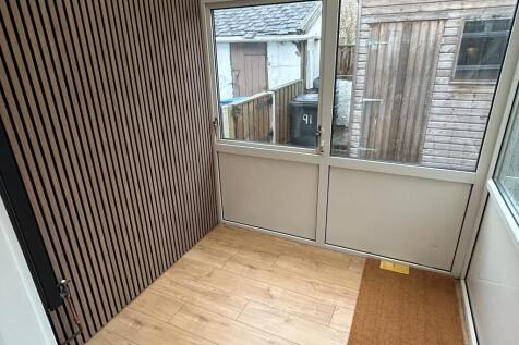 Dining T202512221335.jpg