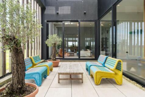 Property Image 11