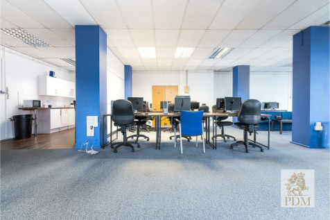 Unit 6 Karlsruhe House 18 Queens Bridge Rd The Mea