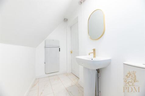 Bank Apartments Peveril St Nottingham NG7 4AH