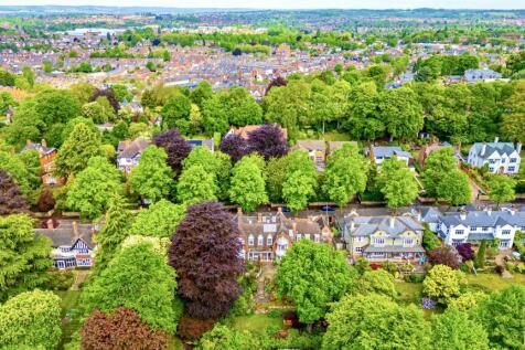 25044- 20 Arlington Drive_053.jpg