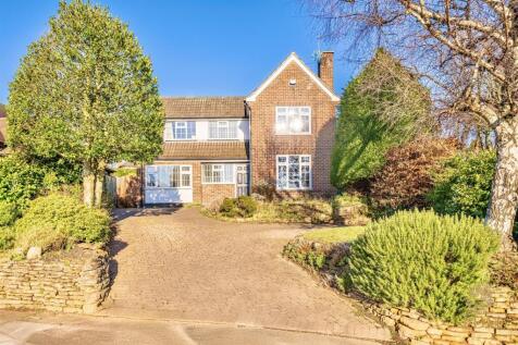 2 Arundel Drive Bramcote NG9 3FX