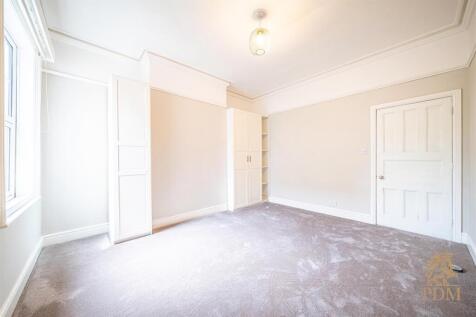 Flat 2, 4, Mapperley Park Drive Nottingham, NG3 5B