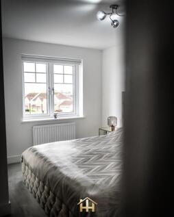 5 NEWALL TERR 080225 EDIT (24 of 54).jpg