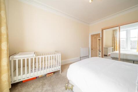 27 SHAMROCK ST DD4 7AH EDIT (59 of 68).jpg