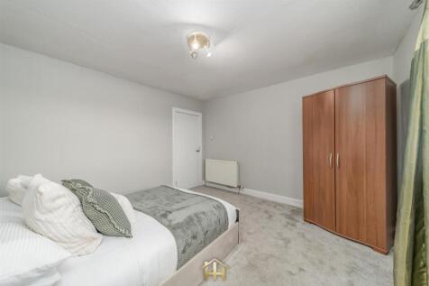 24 BALGOWAN AVE 161225 EDIT (8 of 38).jpg