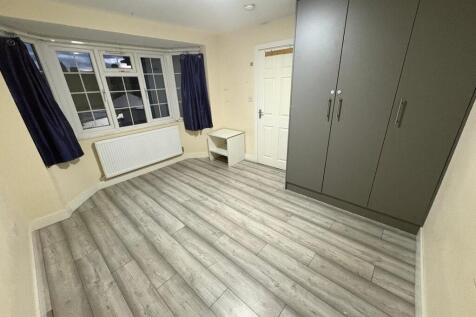 WhatsApp Image 20...